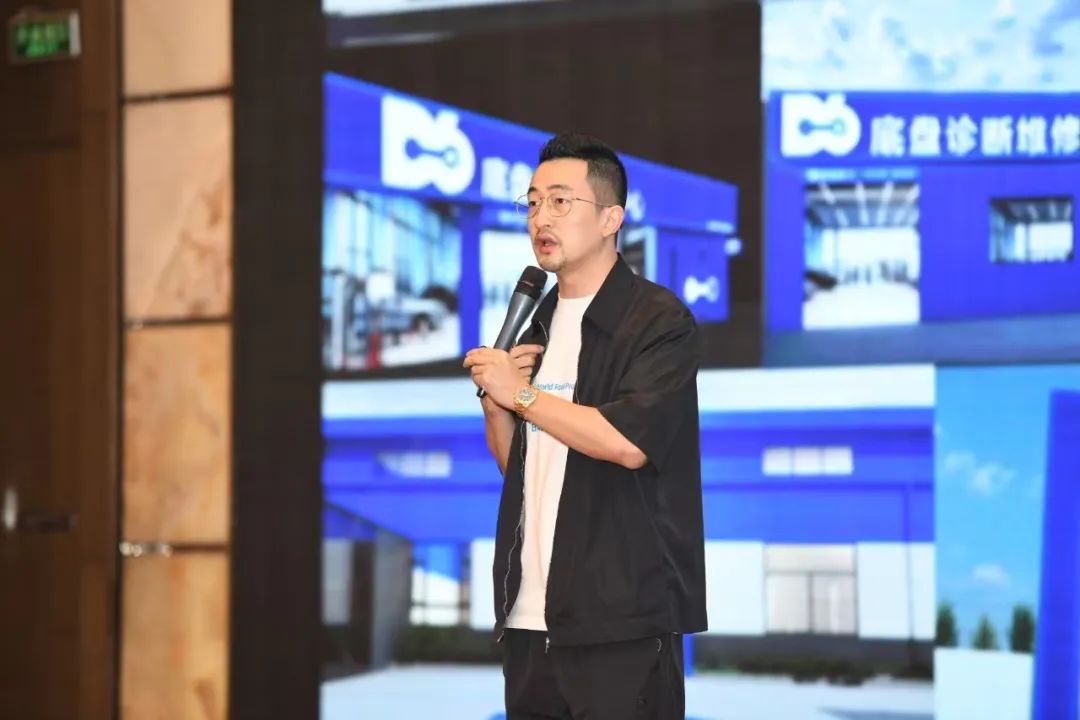 Over 200 Global Industry Leaders Gathered — 2025 Guangzhou (International) TPU Color Change Film Summit Successfully Concluded