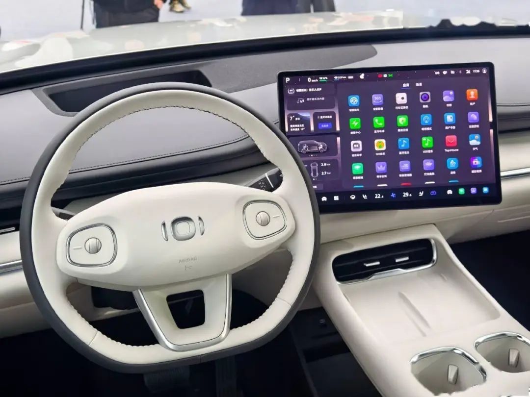 Changan Group Accelerates Restructuring, Bringing Major Boost to Its New Energy Vehicle Brand!