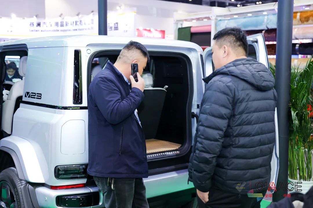 The Era of Intelligent Cockpits: Transformation and Opportunities for Aftermarket Interior Companies