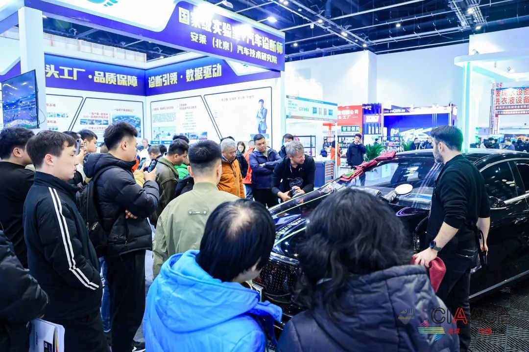 The Era of Intelligent Cockpits: Transformation and Opportunities for Aftermarket Interior Companies