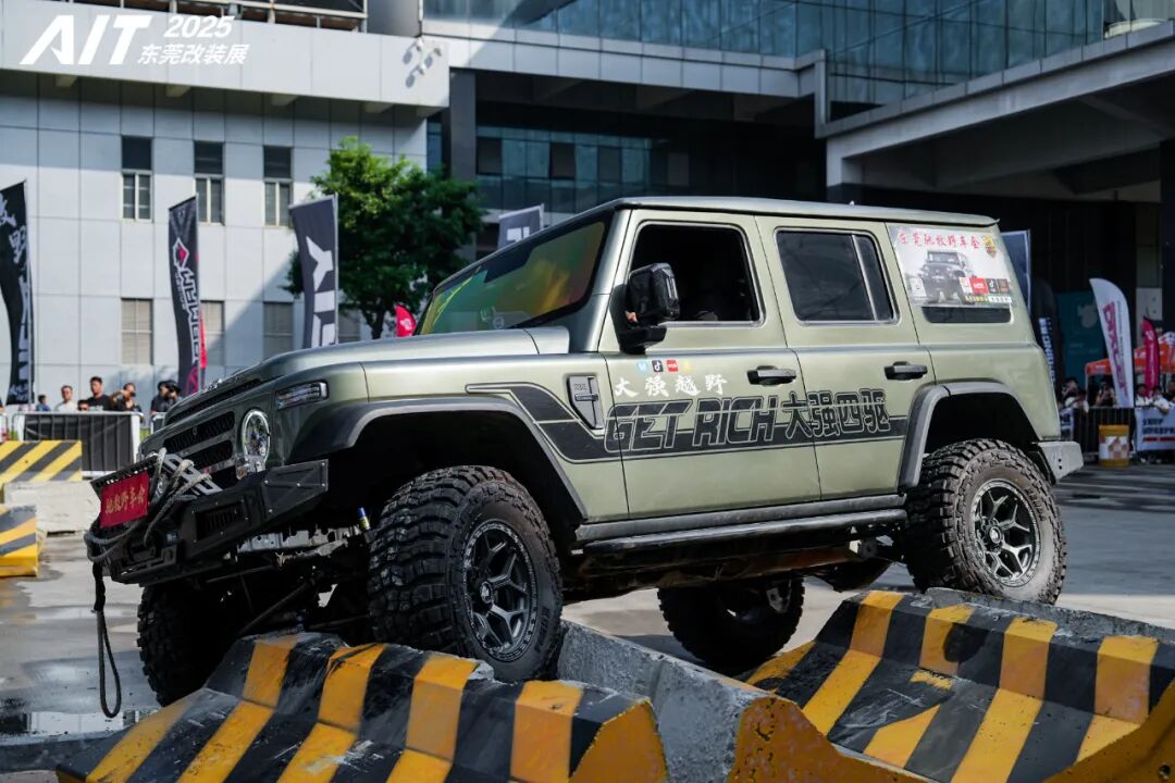 Highlights of Day 2 at the 2025 AIT Modification Show