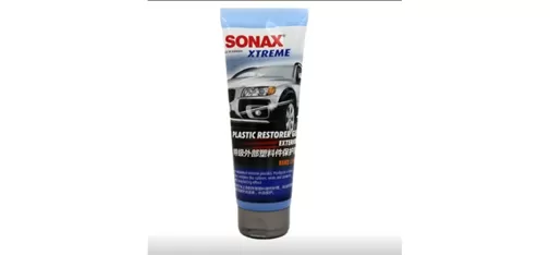 Premium Exterior Plastic Protectant