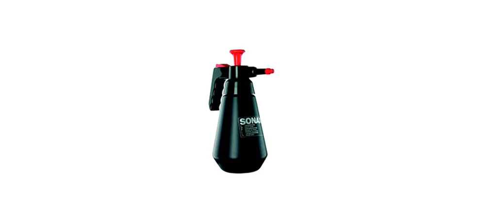 1.5L Manual Pressure Spray Bottle