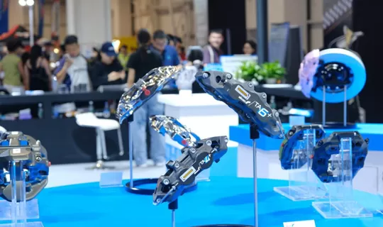 2026 CIAACE/Yasn Show Exhibitor Highlight | ALCON: Born on the Track, Redefining Street High-Performance Brakes with “Monoblock Forging”